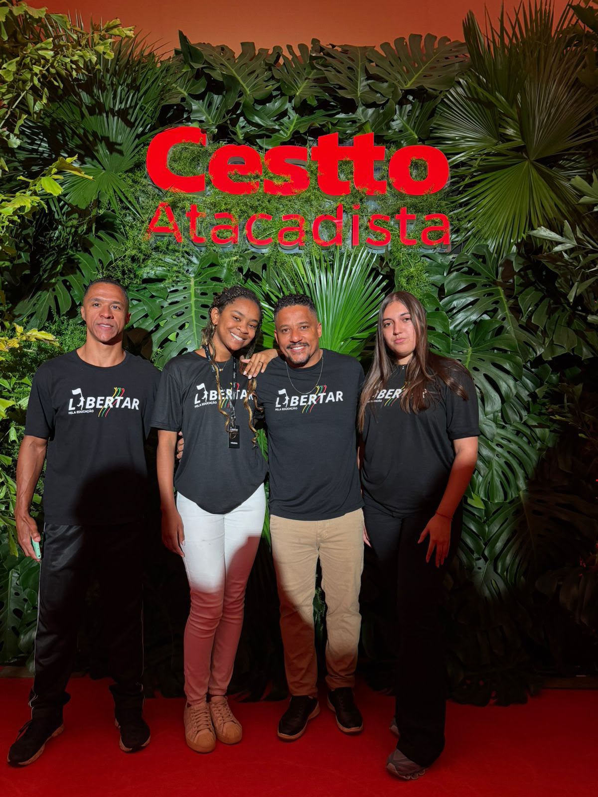 Equipe do Libertar prestigia inauguração do Cestto na região
